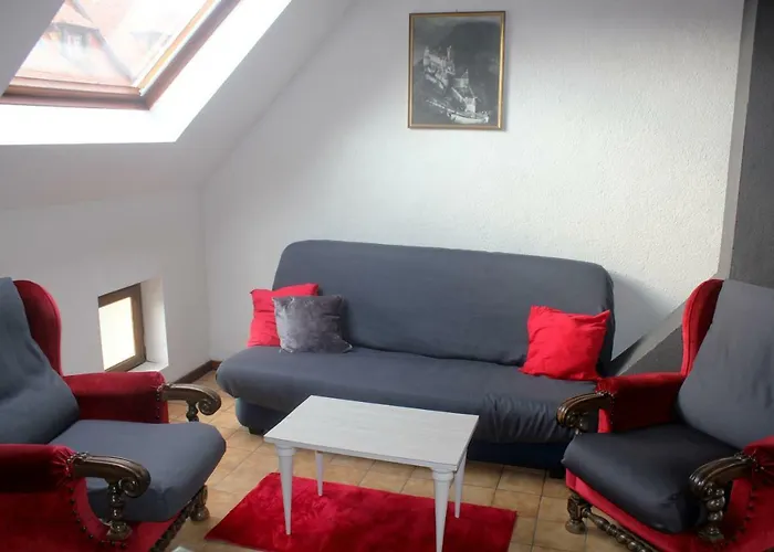 Des 5 Cigognes Rouge Semesterbostad